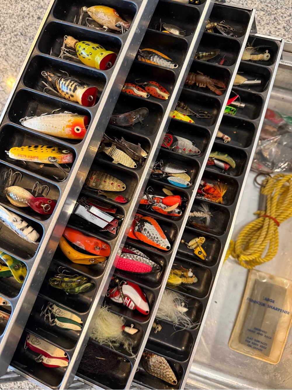 UMCO Vintage Aluminum Tackle Box - Asst Lures, Flies and Fishing Equipment - Picture 3 of 6